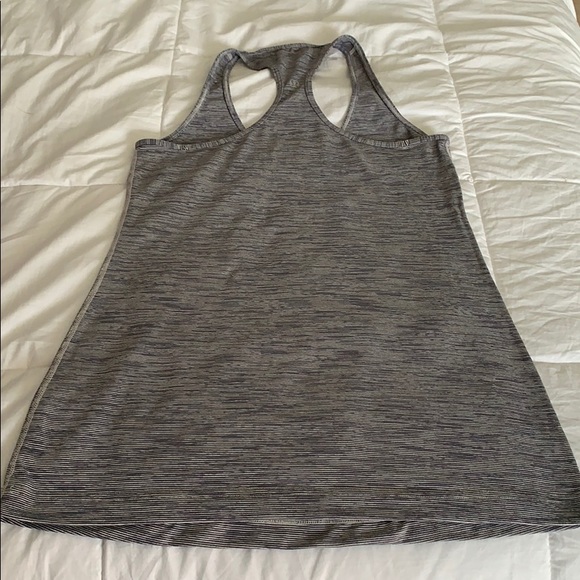 EUC Lululemon Workout tank - Picture 3 of 3